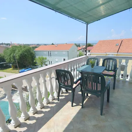 Valter Apartman Malinska